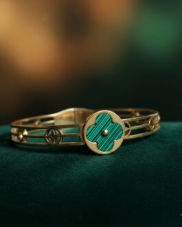Korean Clover Bracelet