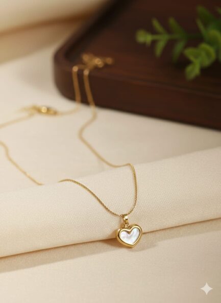 Korean Heart Necklace - Image 4